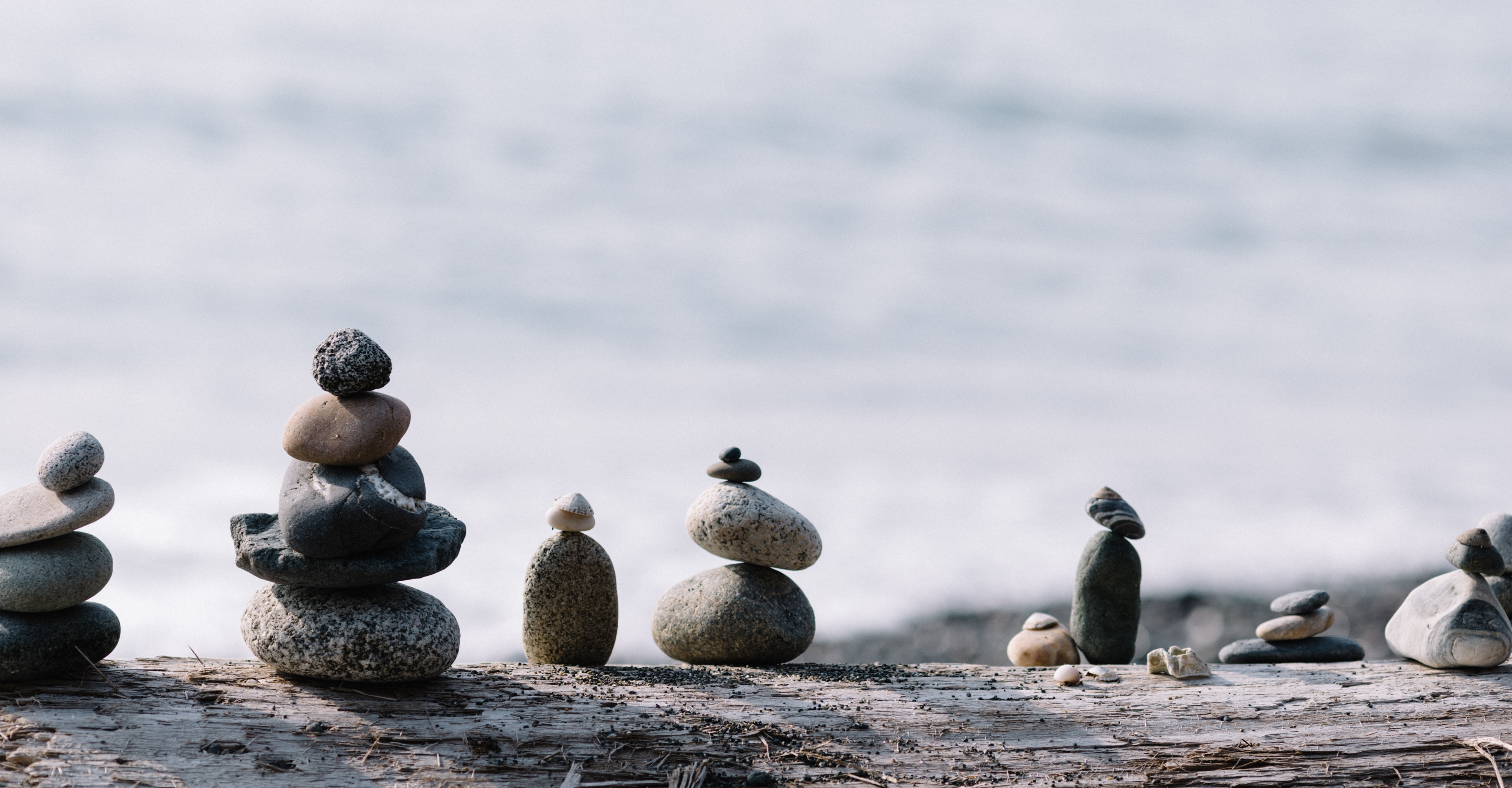 Rock balancing. Psychologist shares what do mental health specialists do. Mindletic blog.